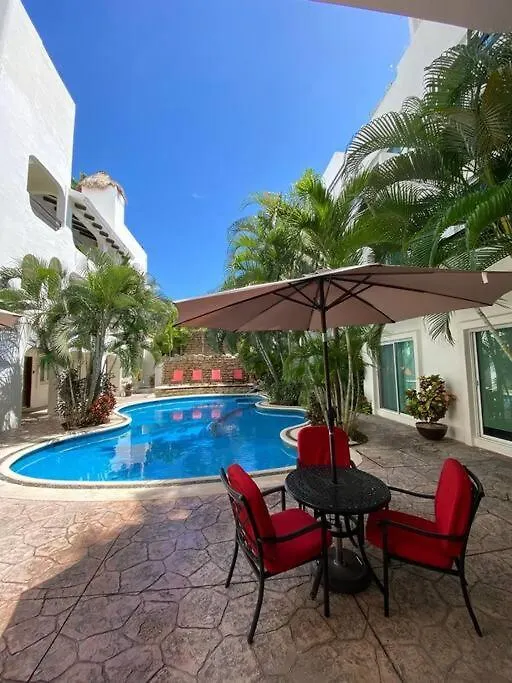 Penthouse 2Bd 2Ba With Private Rooftop And Jacuzzi Playa del Carmen 0*,  Meksika